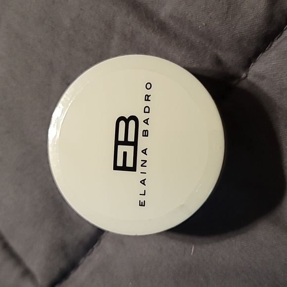 Elaina Badro Loose Powder Fair NWY - Picture 1 of 2